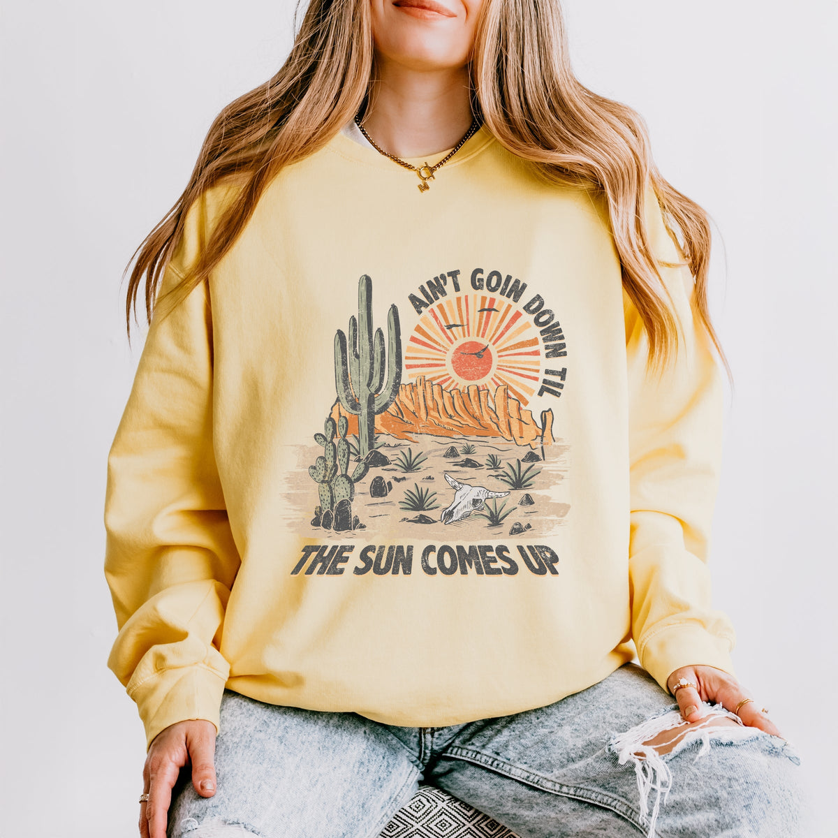Vintage Ain't Goin Down - Women's Lightweight Garment Dyed Sweatshirt