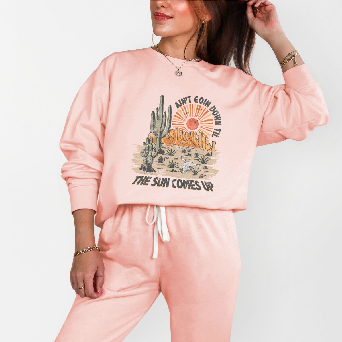 Vintage Ain't Goin Down - Women's Lightweight Garment Dyed Sweatshirt