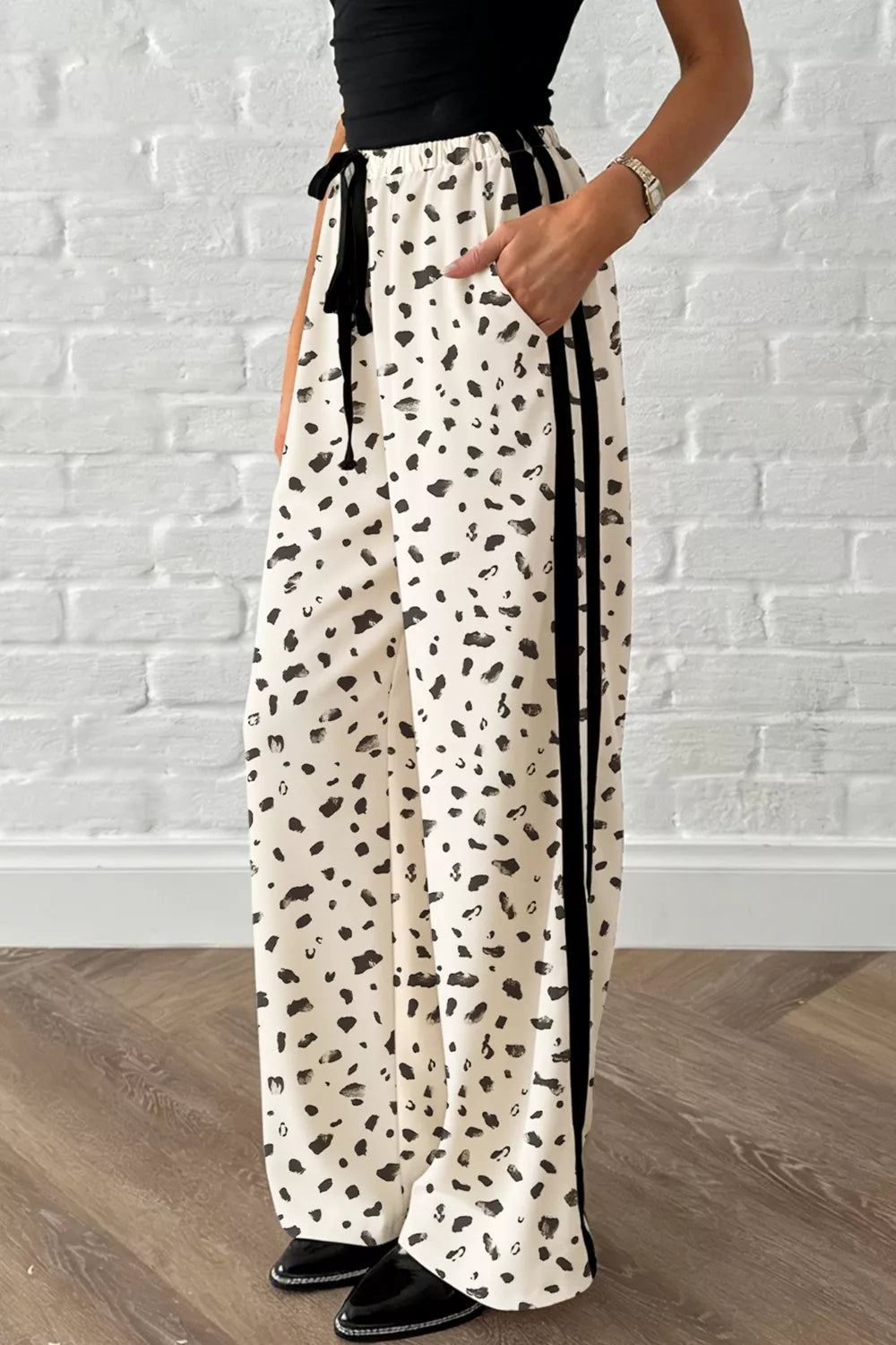 Leopard Print Side Stripe Detail Loose Drawstring Pants product image 3