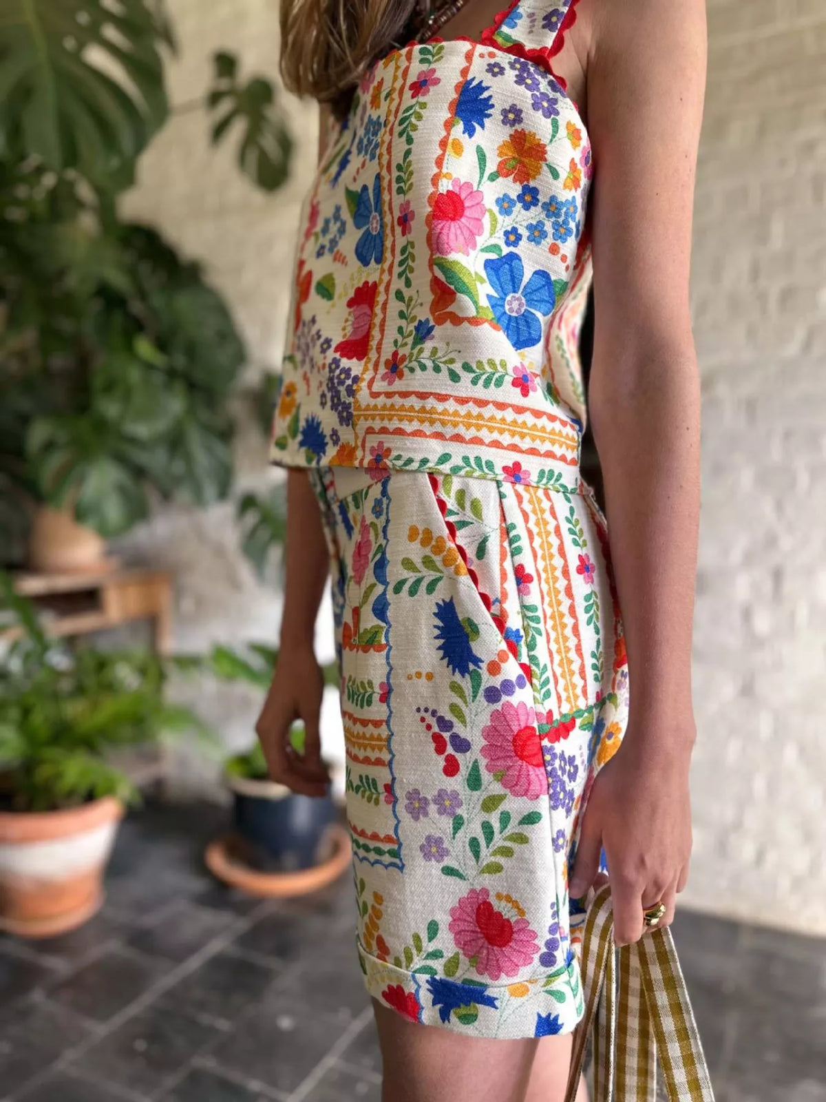 Floral Print Cami and Decorative Pocket Shorts Set product image 4
