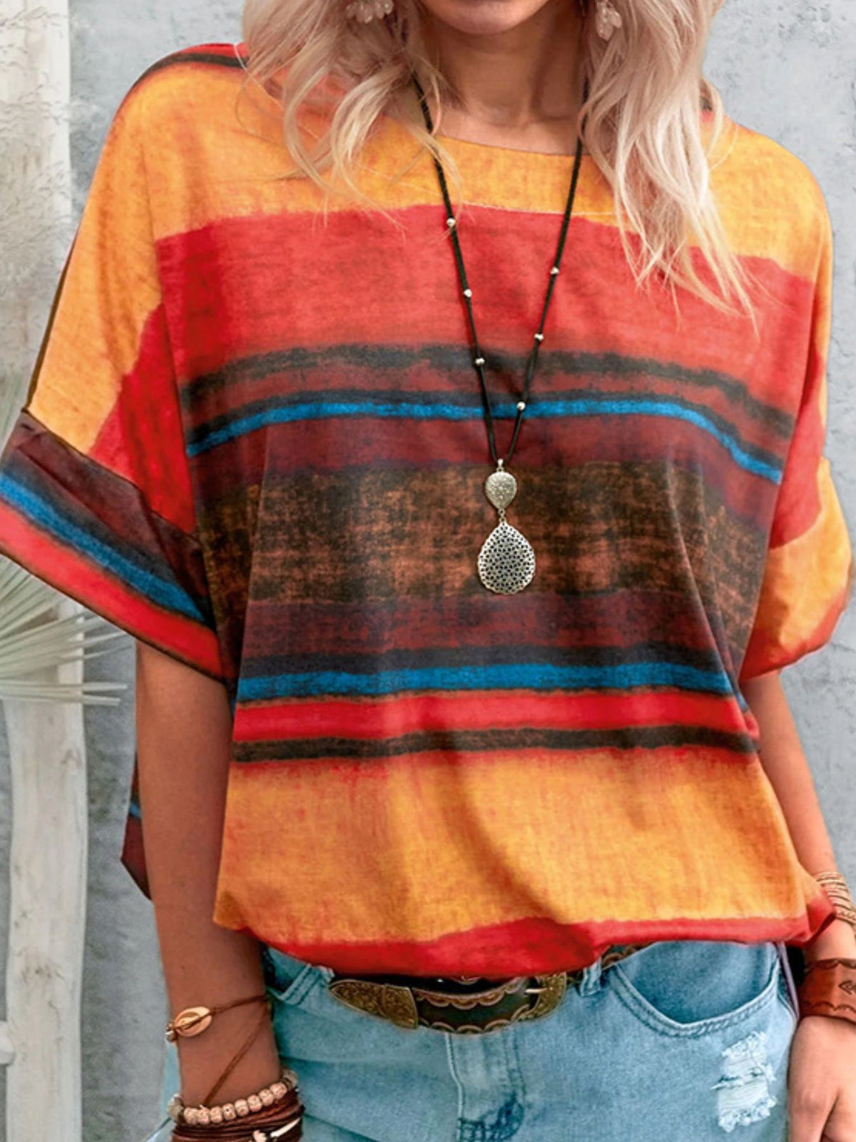 Contrast Round Neck Casual T-Shirt product image 17