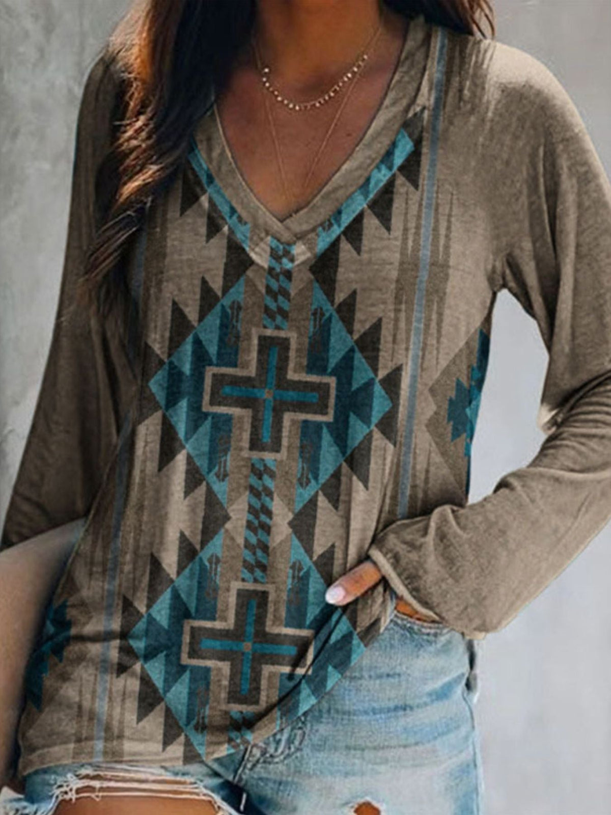 Full Size Geometric V-Neck Long Sleeve T-Shirt product image 4