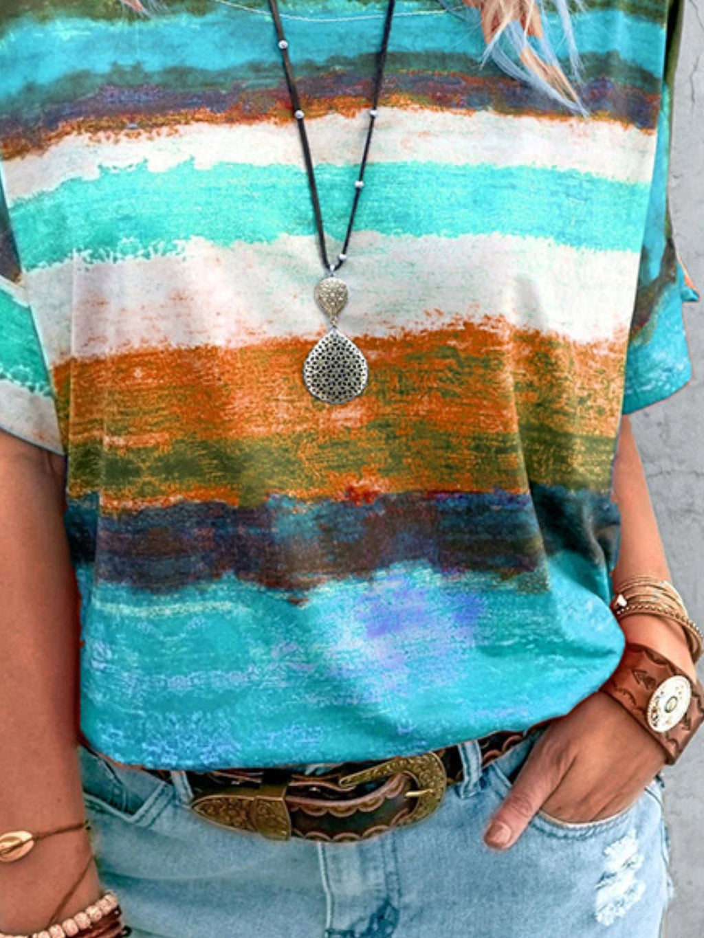 Contrast Round Neck Casual T-Shirt product image 12