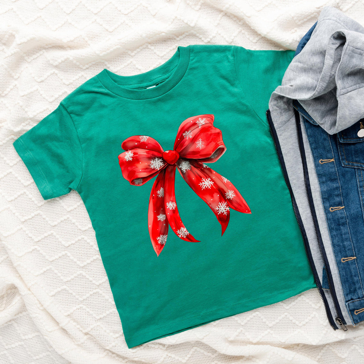 Coquette Christmas Snowflake Bow | Toddler Graphic Short product image 1