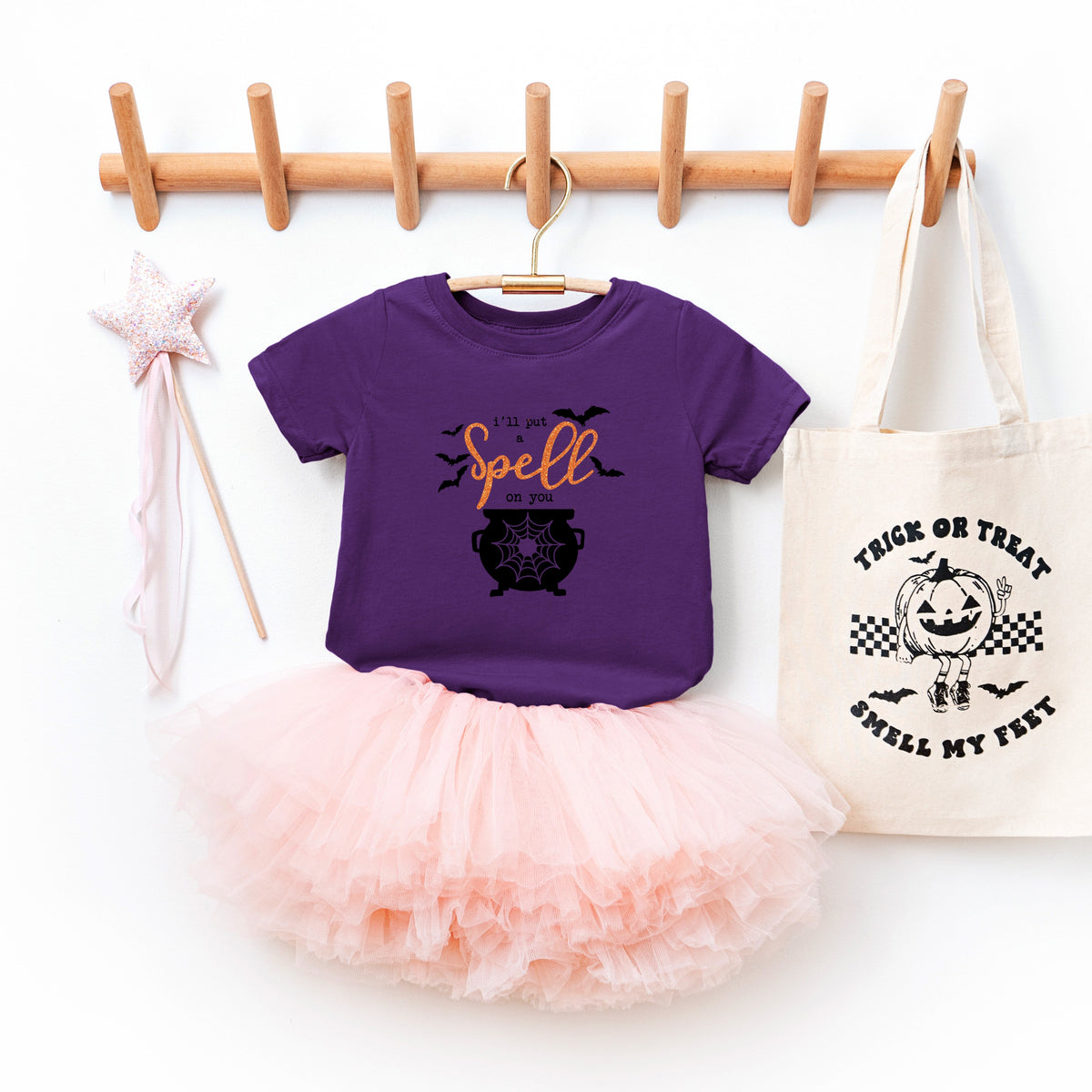 I'll Put A Spell On You Glitter | Youth Graphic Short product image 2